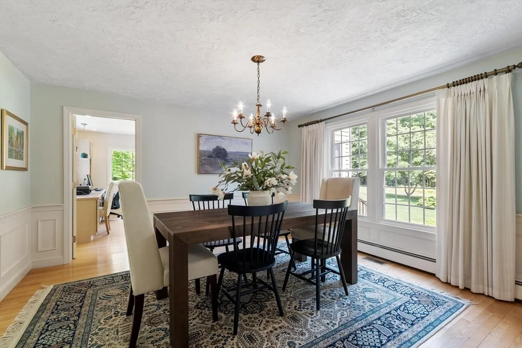 Photo of 105 Slough