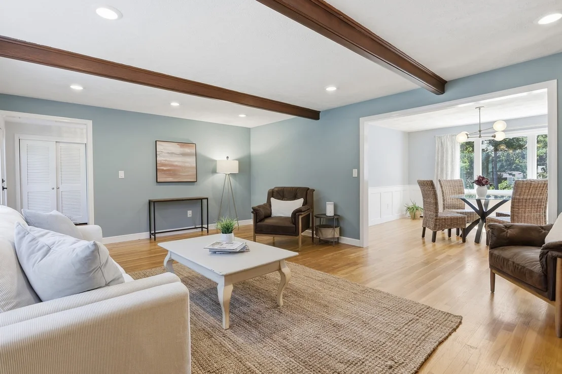 Photo of 5 Phlox Ln