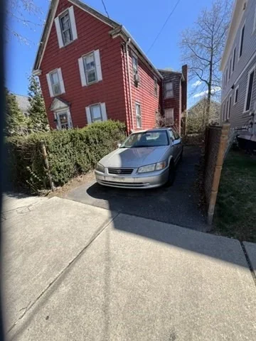 Photo of 73 Beacon St