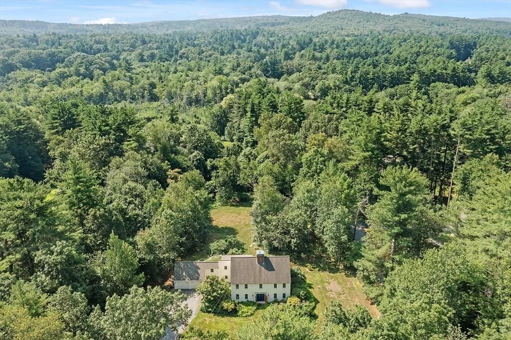 Photo of 159 West Bare Hill Rd