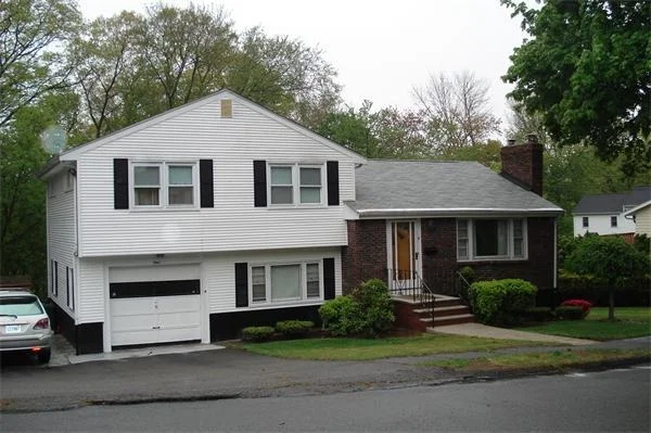 Photo of 9 Biscayne Avenue