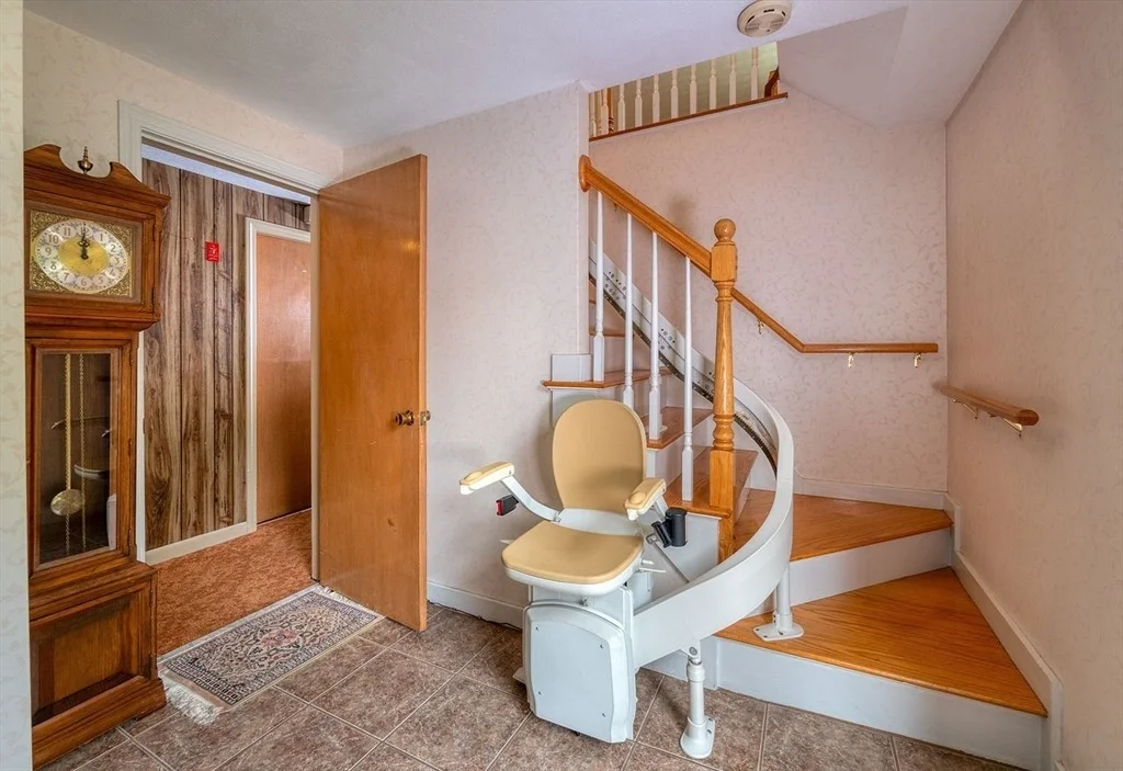 Photo of 17 Leslie Rd