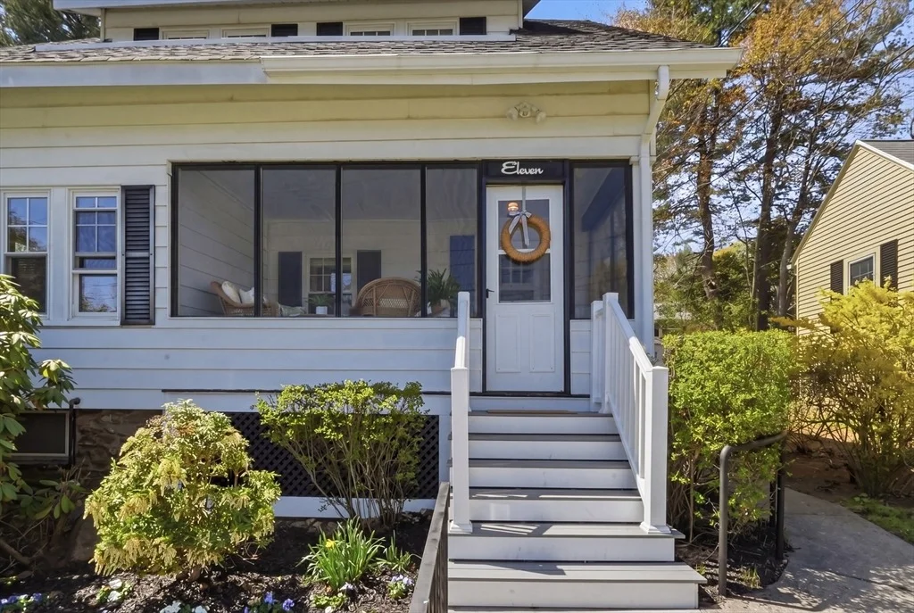 Photo of 11 Wildrose Avenue