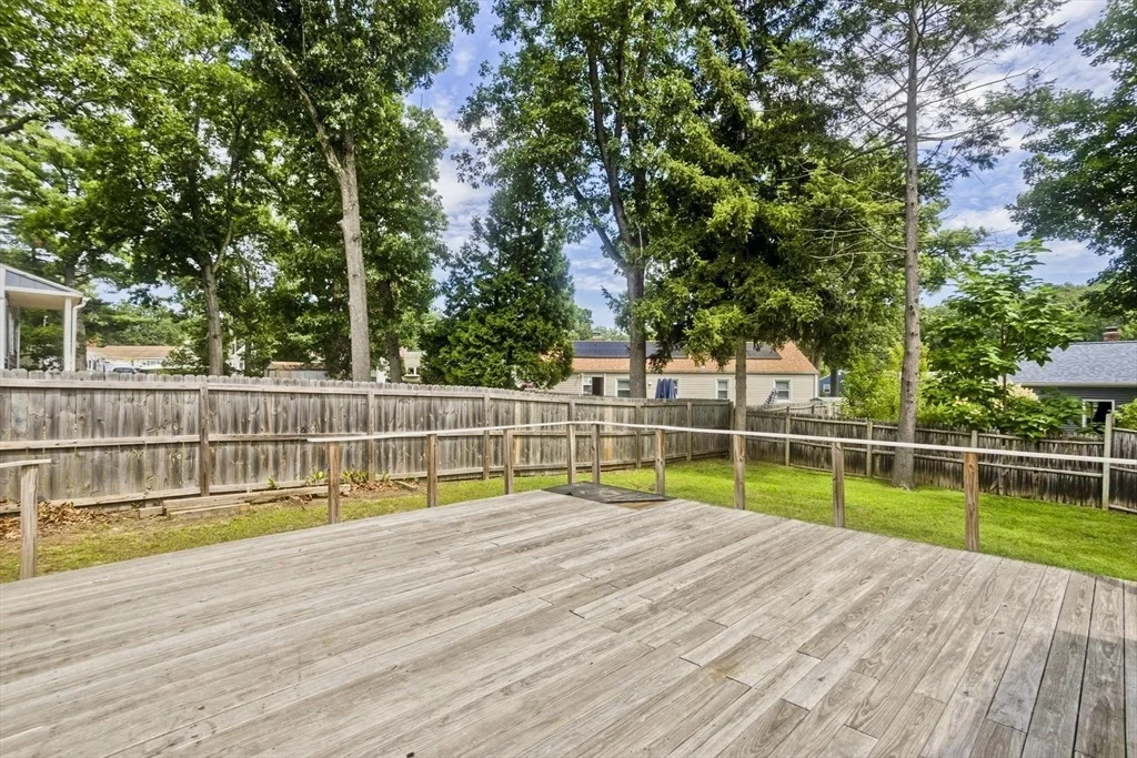 Photo of 155 Old Farm Rd