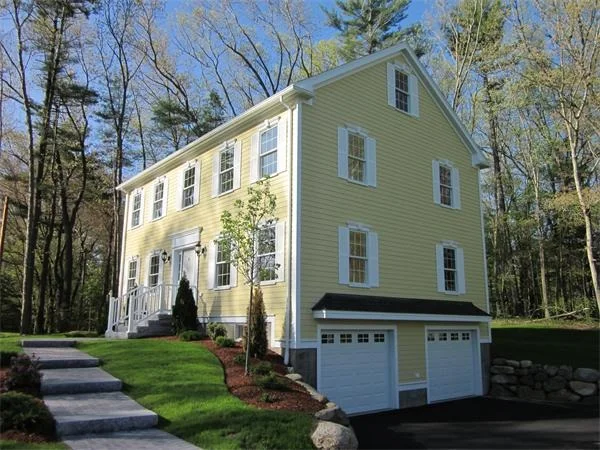 Photo of 2 Erin Rd.