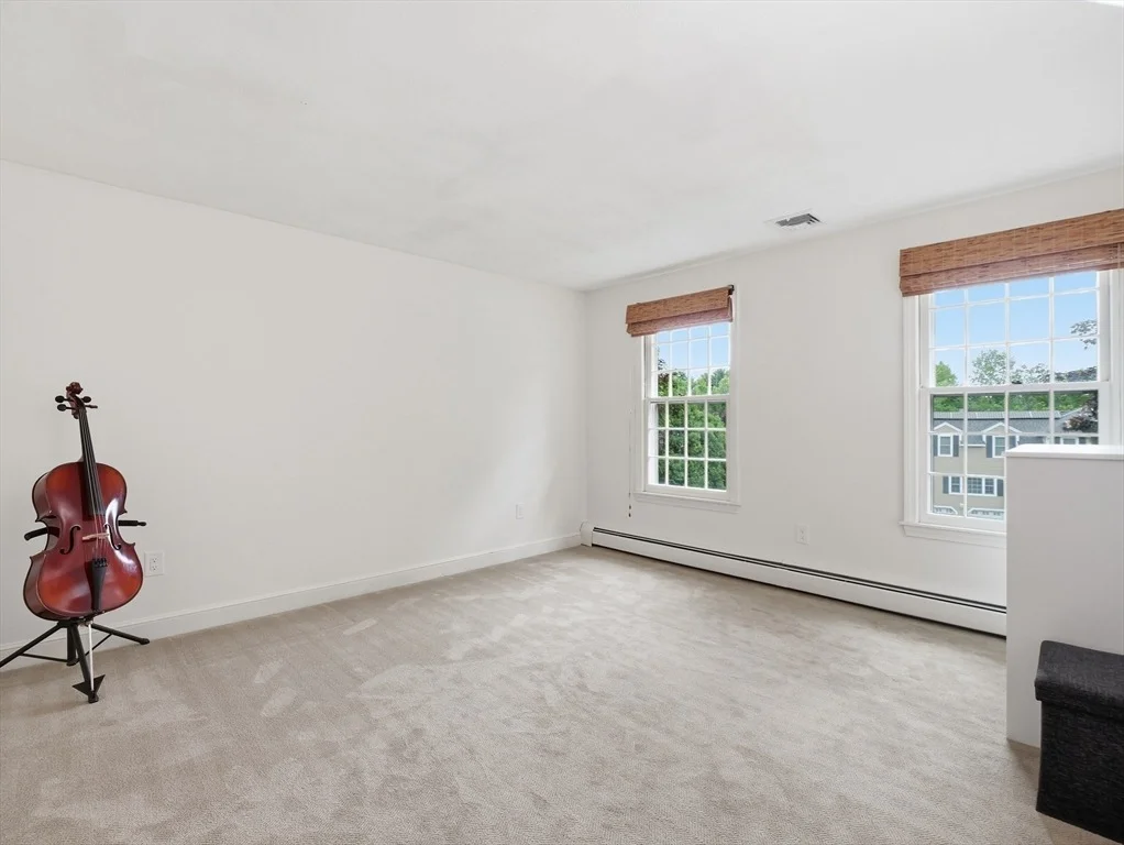 Photo of 4 Nicoll Dr