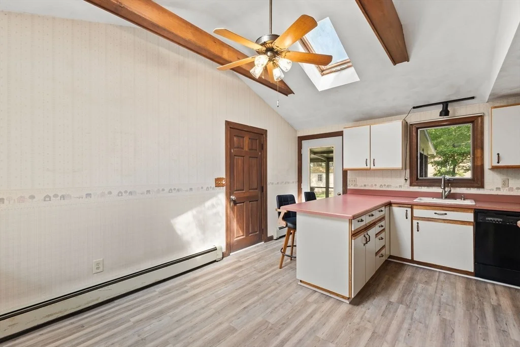 Photo of 3 Meadow Way