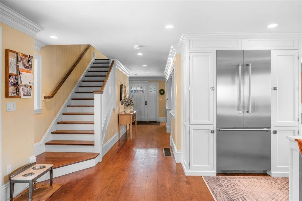 Photo of 4 Gallison Avenue