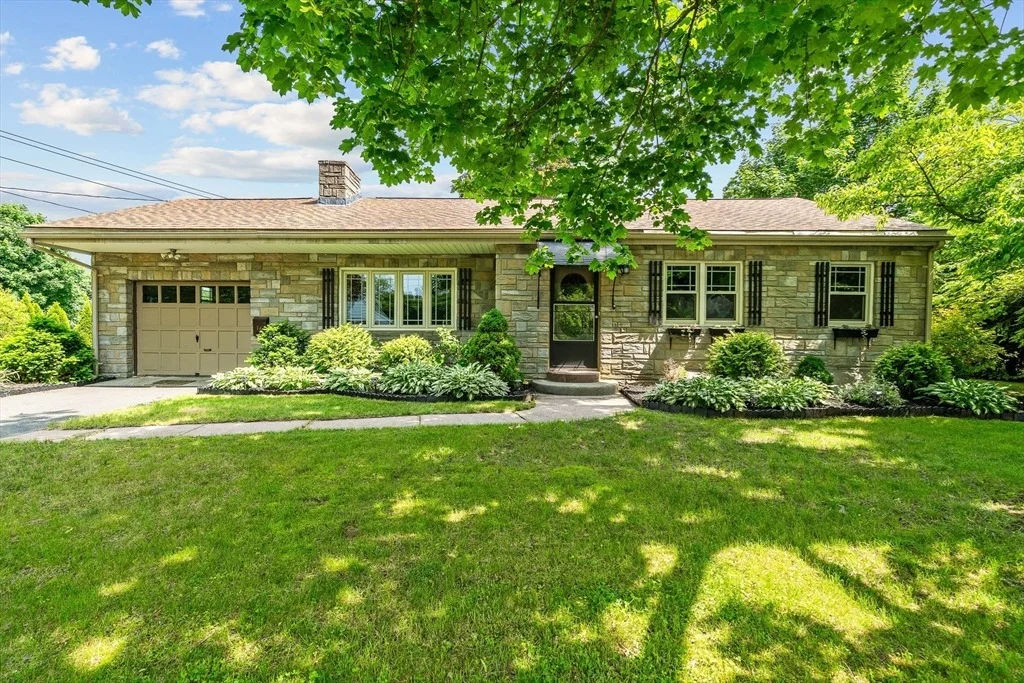 Photo of 16 Sheldon Ave