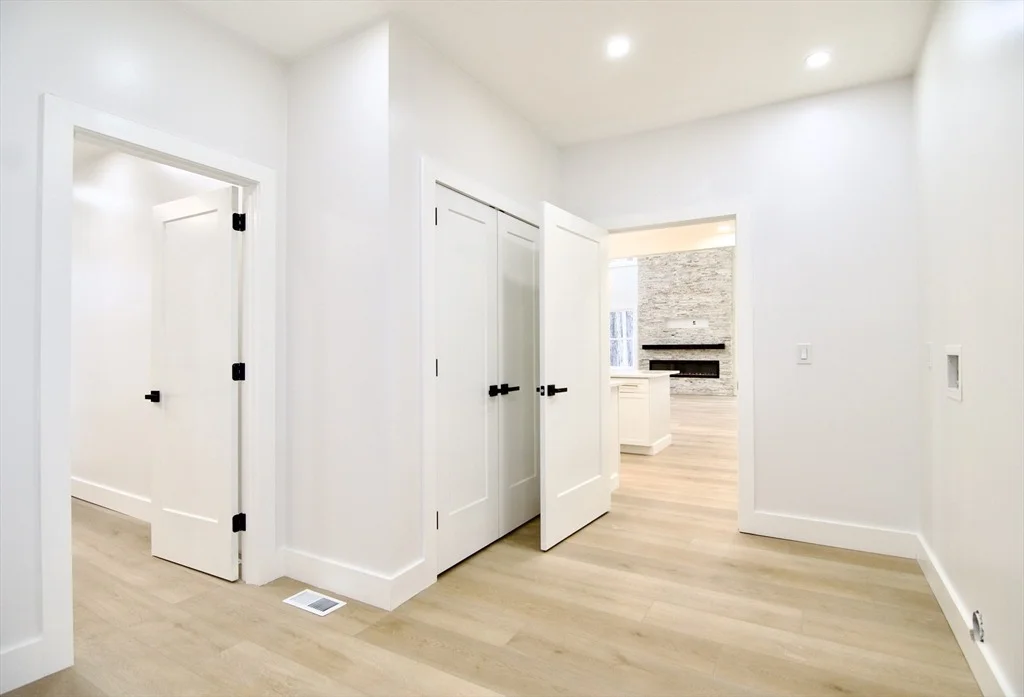 Photo of 3 Mohawk St
