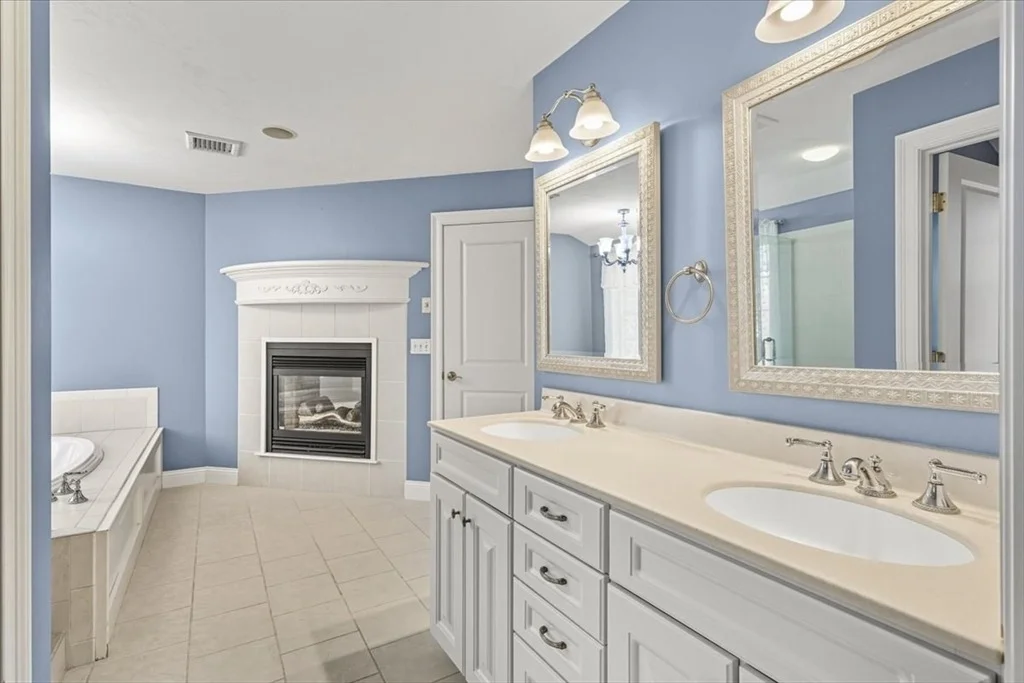 Photo of 118 Bates Way