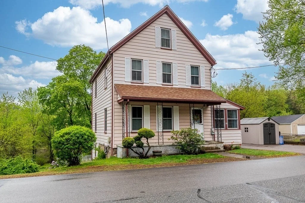 Photo of 85 Emmett Avenue