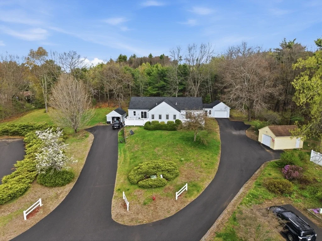 Photo of Unit B2 at 111 Brickyard Road