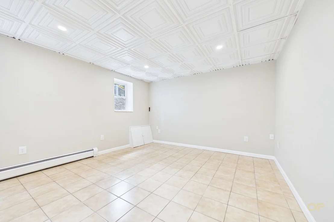 Photo of 102 Vestal St