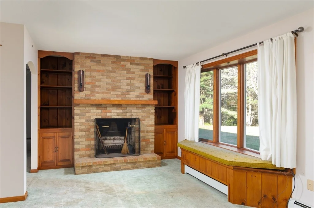 Photo of 85 Marsh Rd