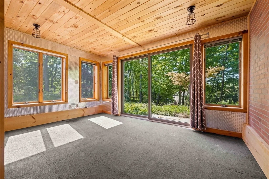 Photo of 3 Whitman Pl