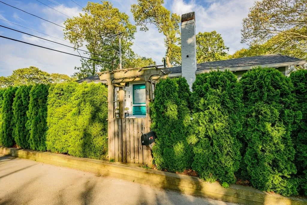 Photo of 2 Eddy St.