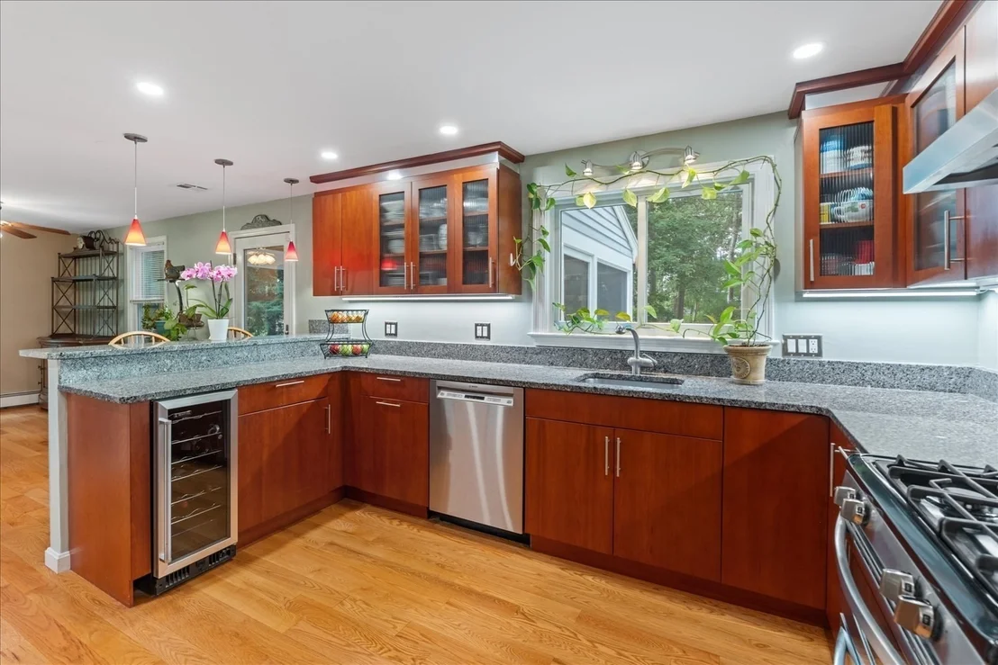 Photo of 32 Maple St