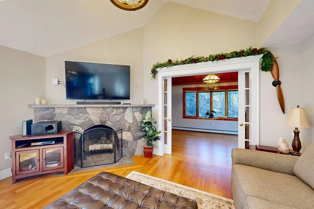 Photo of 14 Baltzer Dr