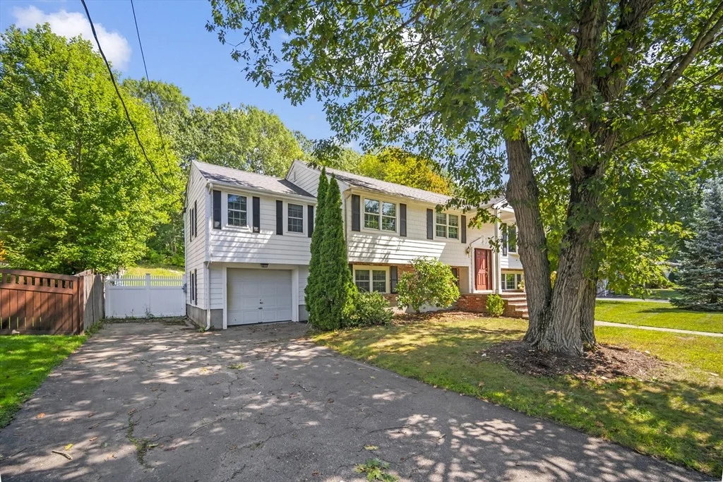 Photo of 293 Alida Rd