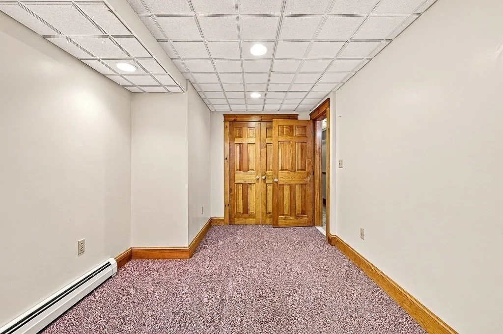 Photo of 176 Putnam Rd