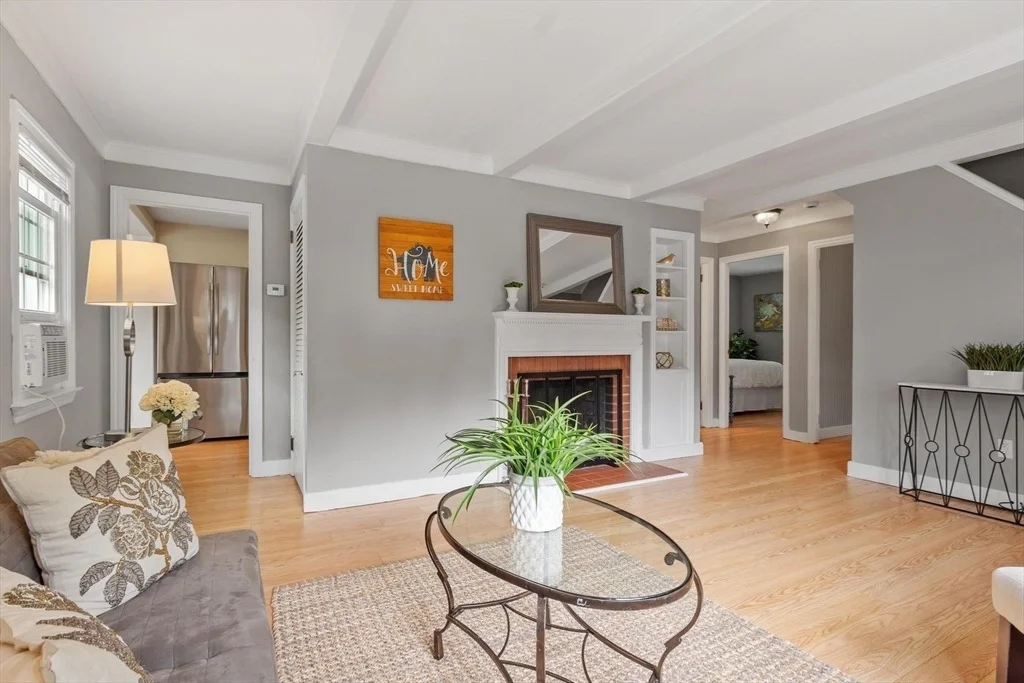 Photo of 14 Meadow Ln