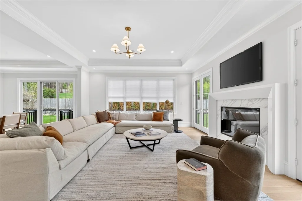 Photo of 8 Crestview Road