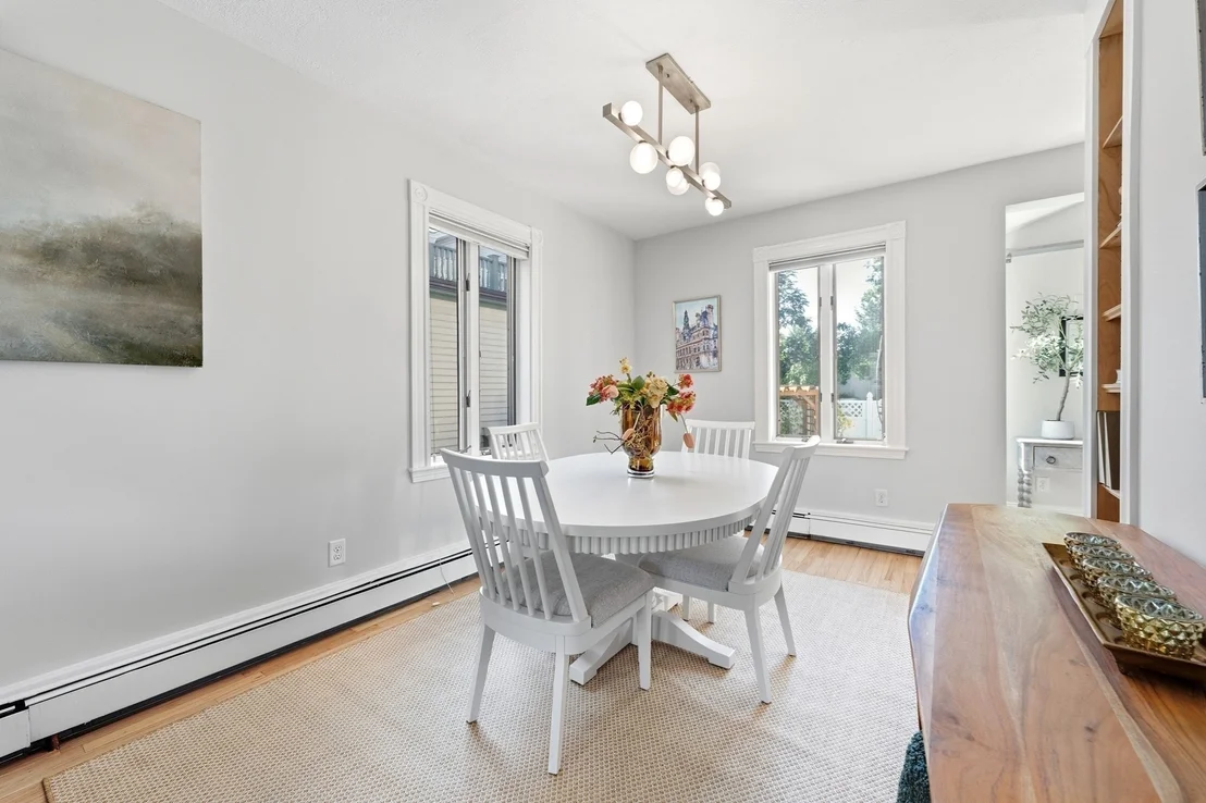 Photo of 12 Linden Pl