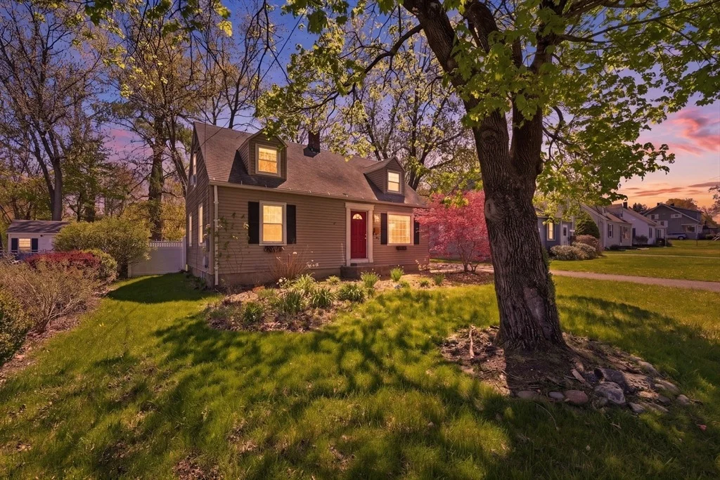 Photo of 182 Ely Ave
