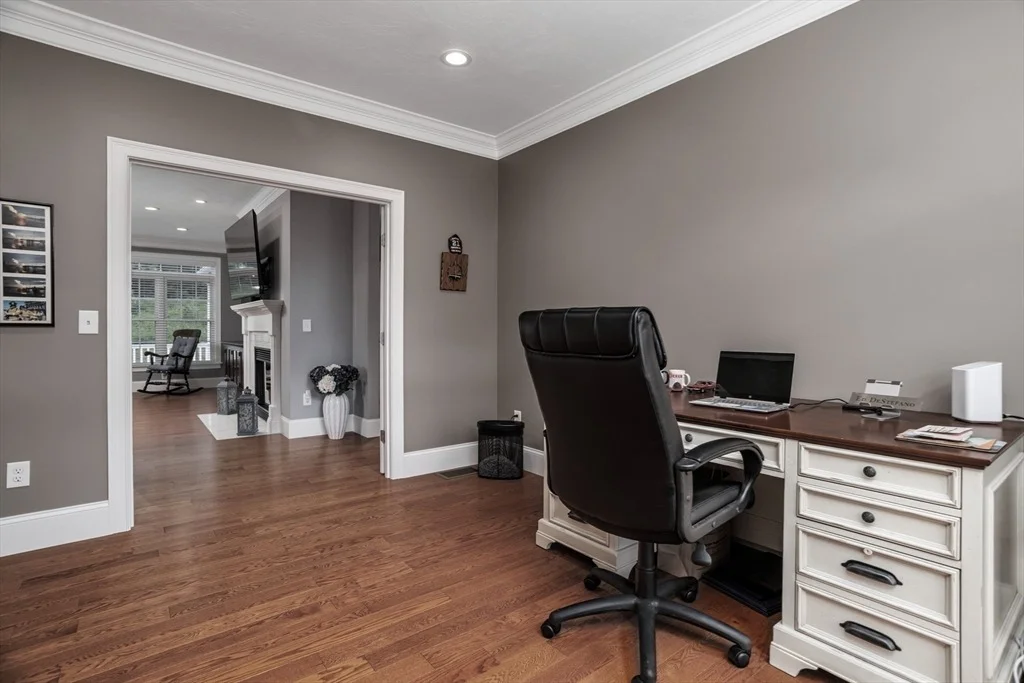 Photo of 150 Nicholas Dr
