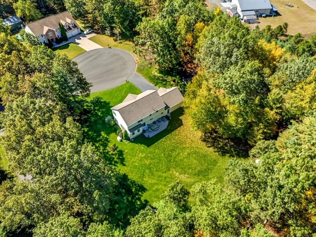 Photo of 20 Great Brook Dr
