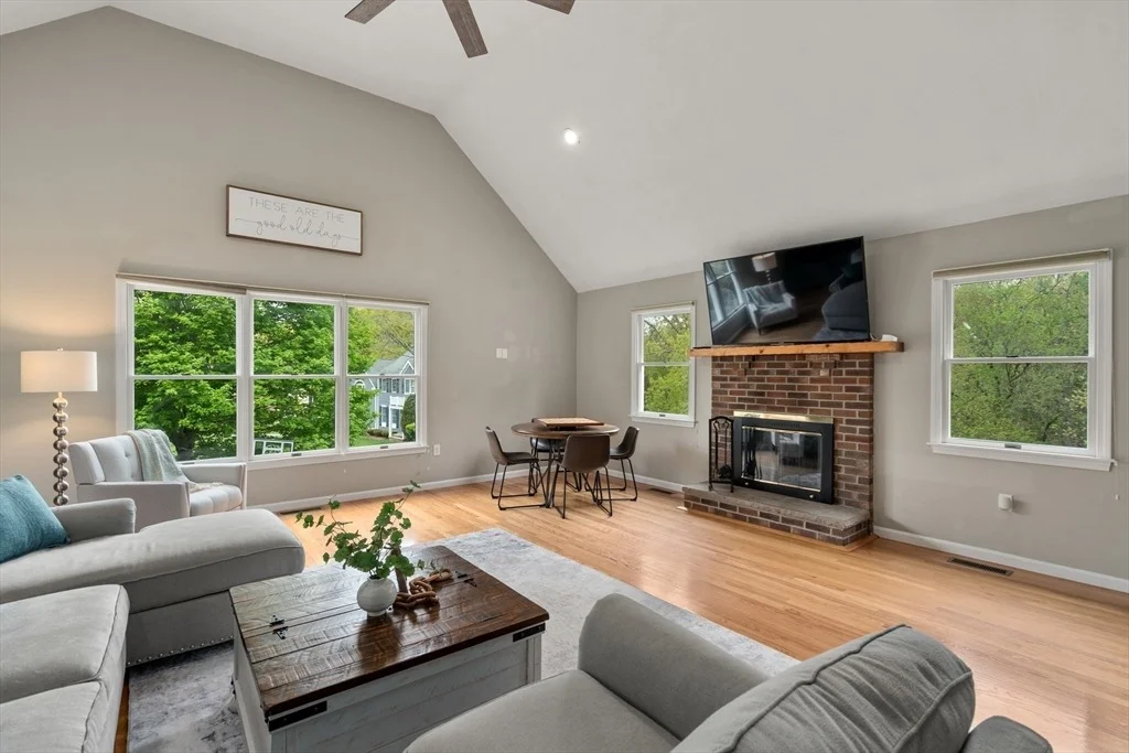 Photo of 16 Kings Row