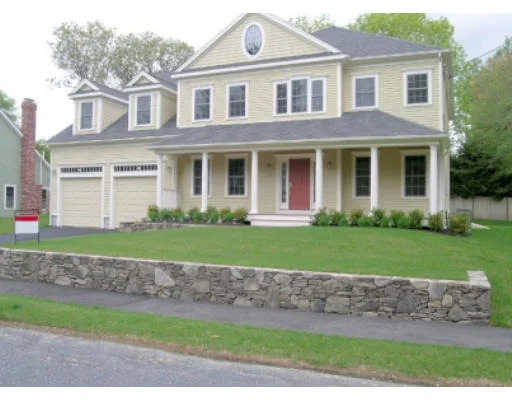 Photo of 20 Livingston Cir