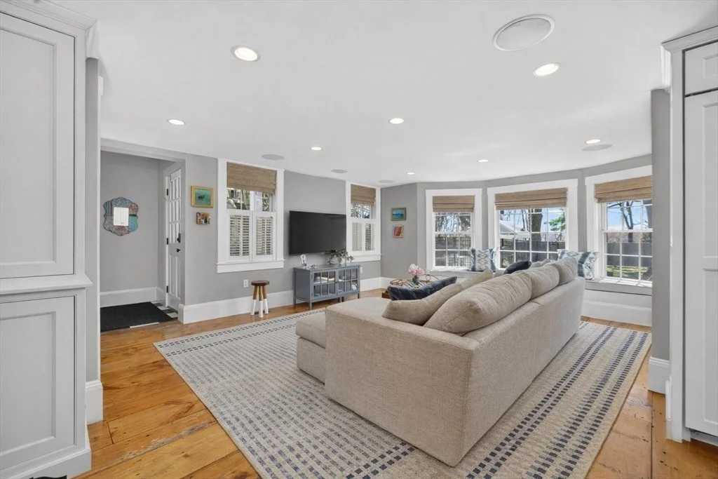 Photo of 29 Pleasant St