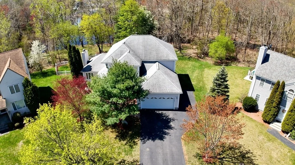 Photo of 9 Cardinal Cir