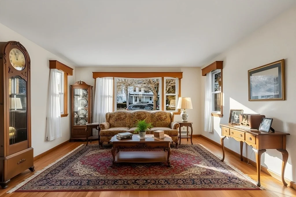 Photo of 31 Webster Ave