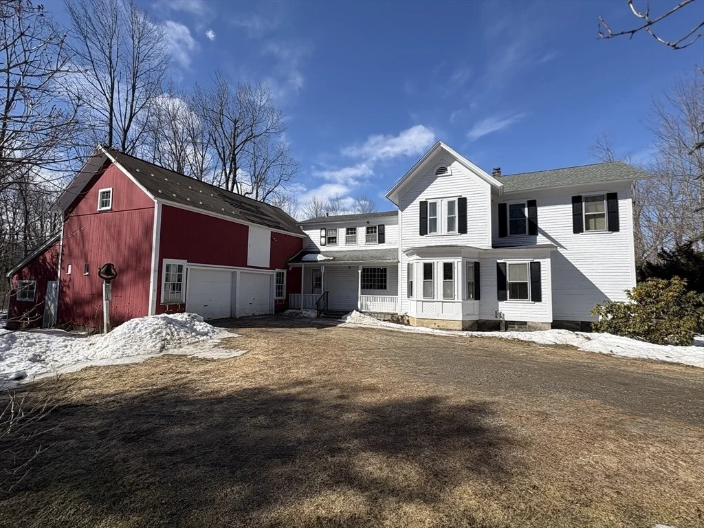 Photo of 419 Main Road