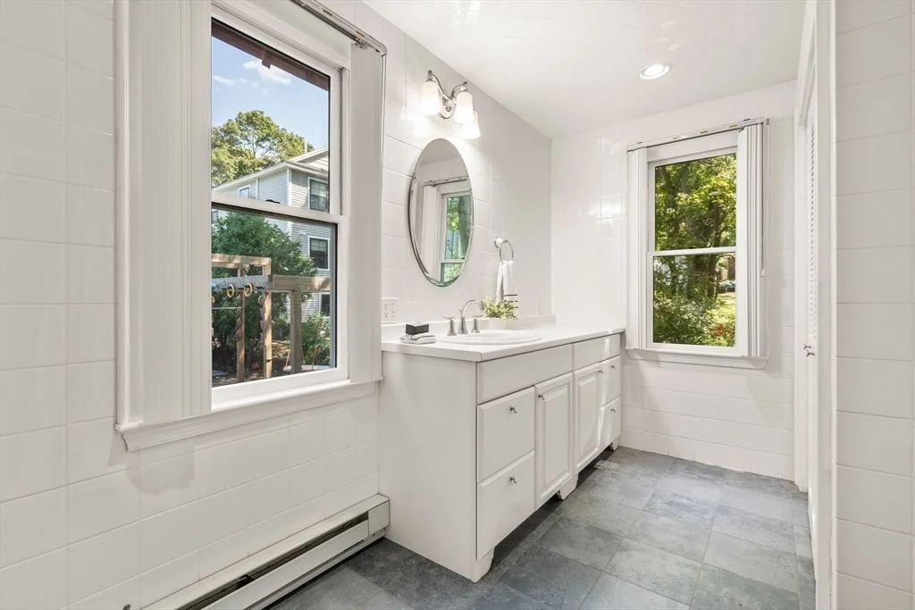 Photo of 260 Hillside Avenue