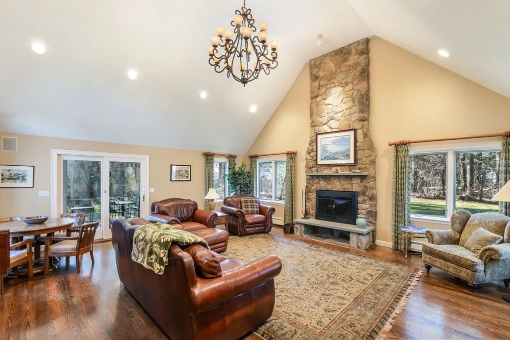 Photo of 110 Cherry Brook Rd