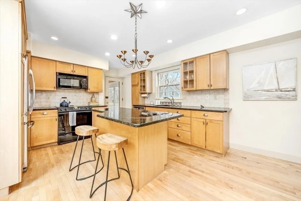Photo of 59 Cottage St