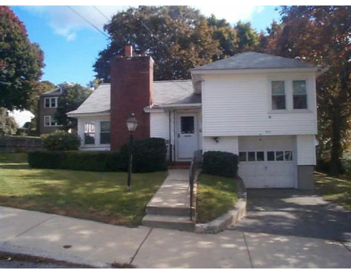 Photo of 216 Olive Avenue