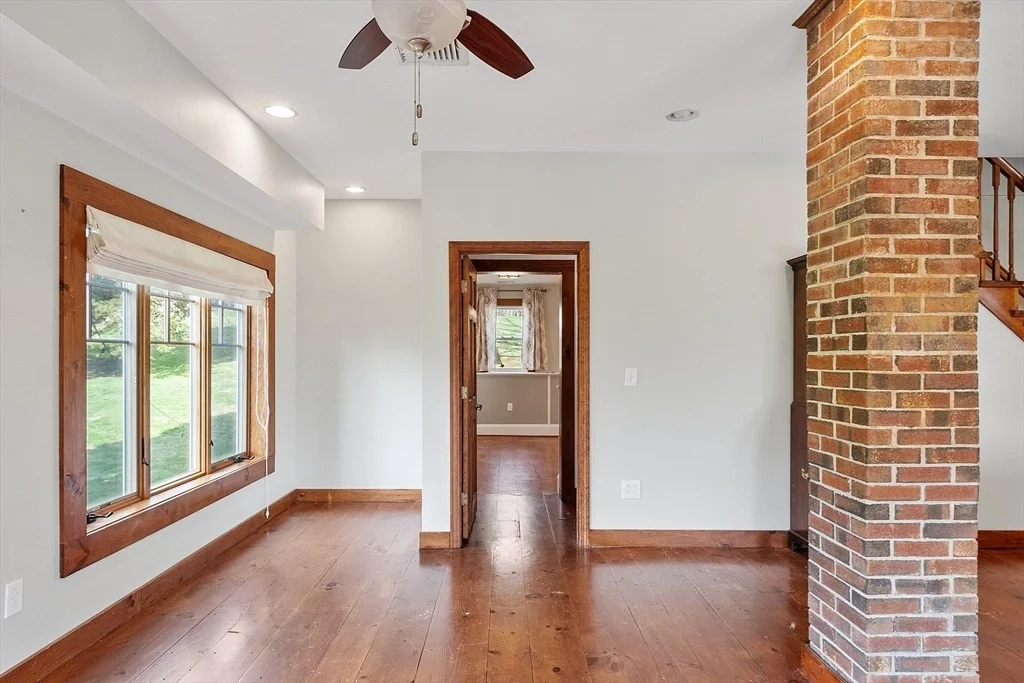 Photo of 25 Maple Street