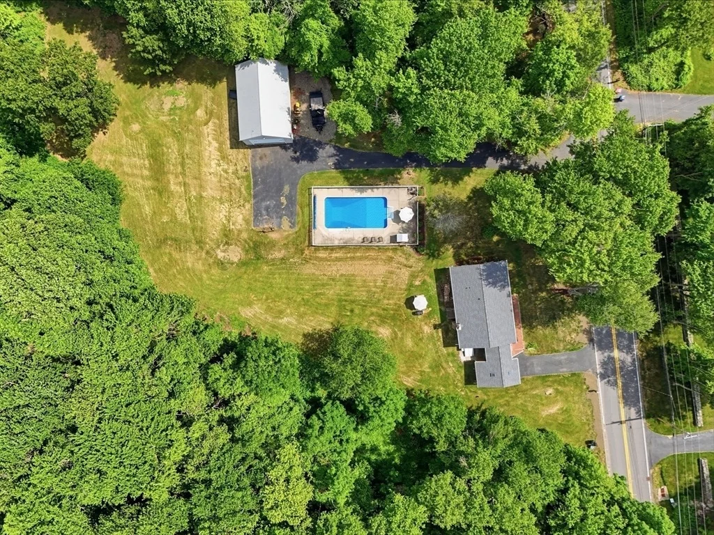 Photo of 126 Putnam Hill Rd