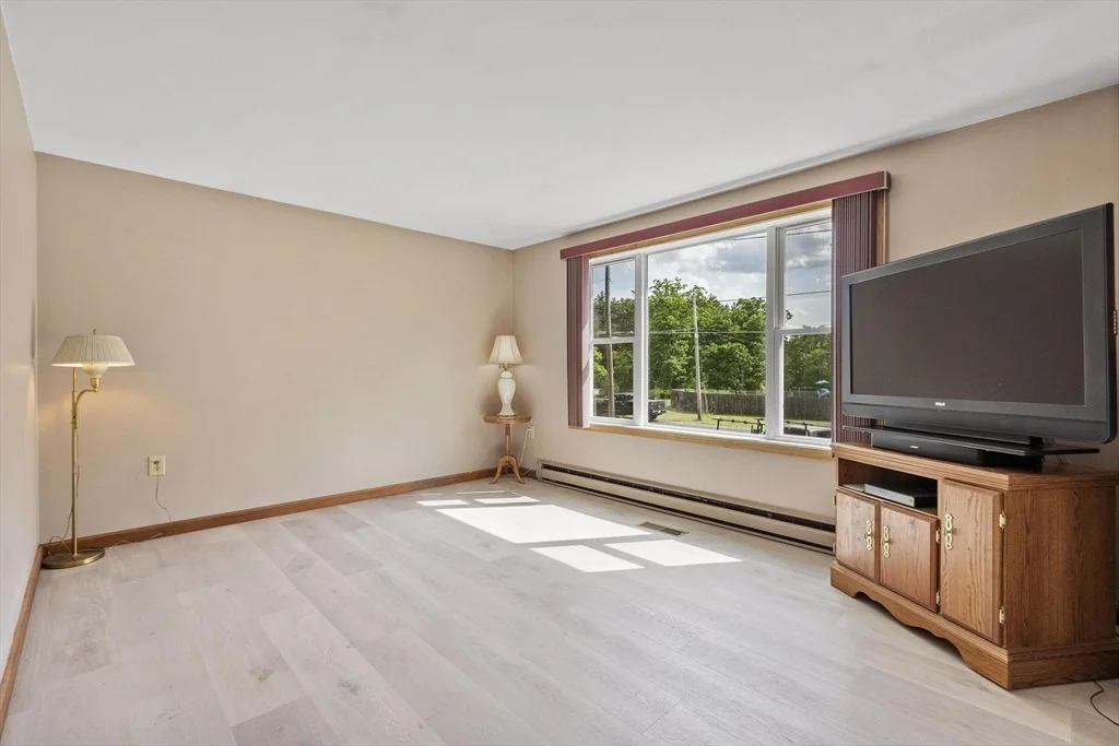 Photo of 31 Brookside Rd