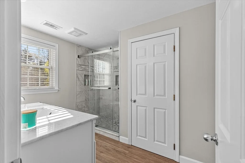 Photo of 21 Cooper Dr