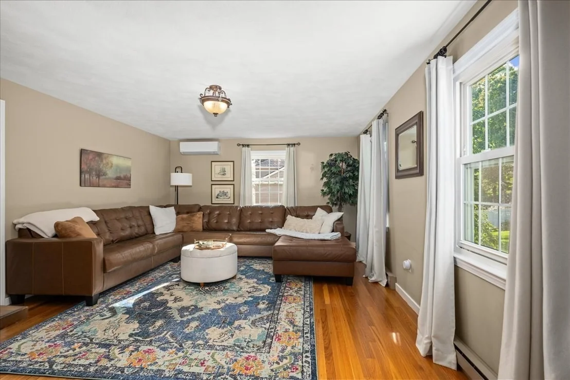Photo of 4 Robertson Rd