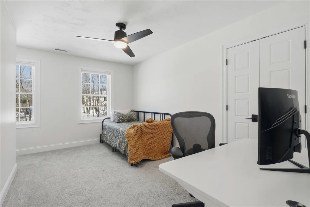 Photo of 245 Salem