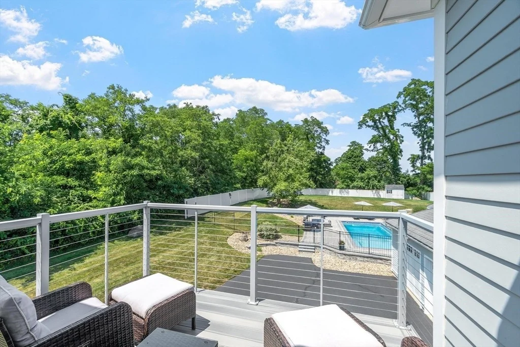 Photo of 7 Bridle Spur Ln
