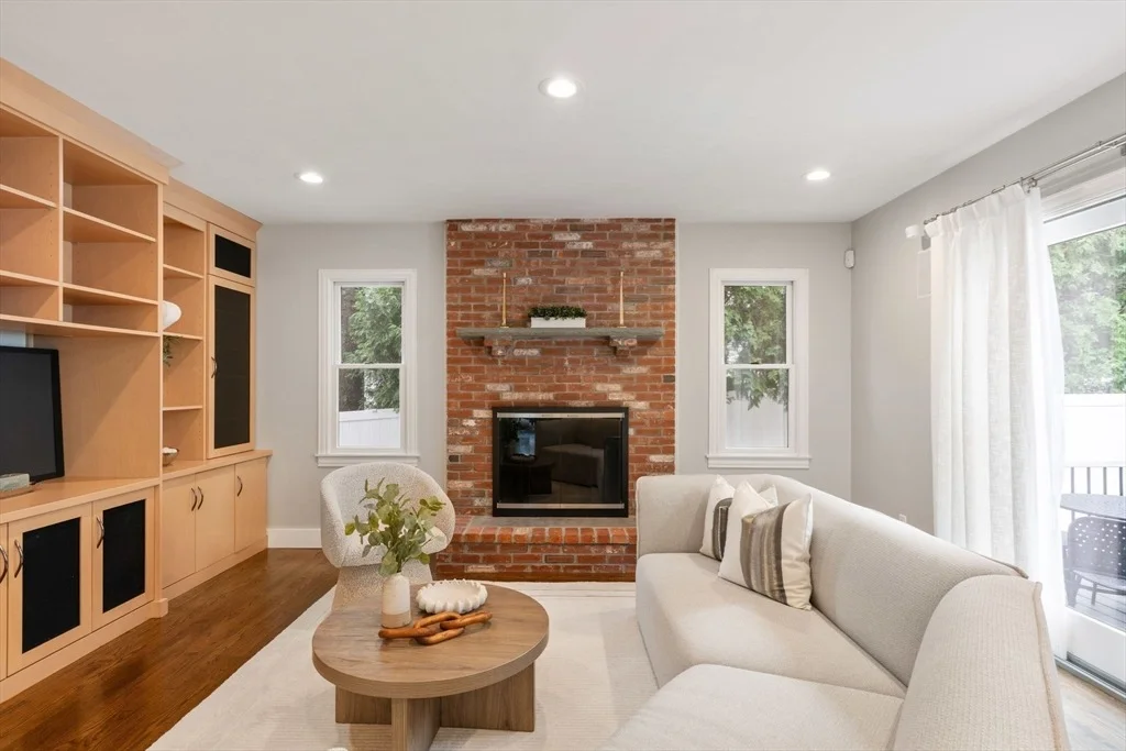 Photo of 94 Cynthia Rd