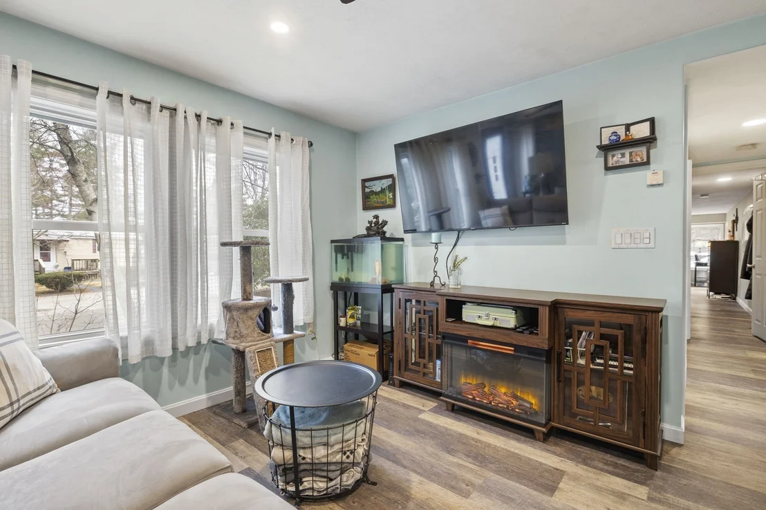 Photo of 27 Siesta Drive